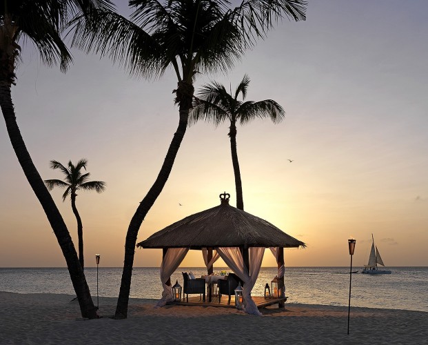 Romantic Dinner on the beach for Two